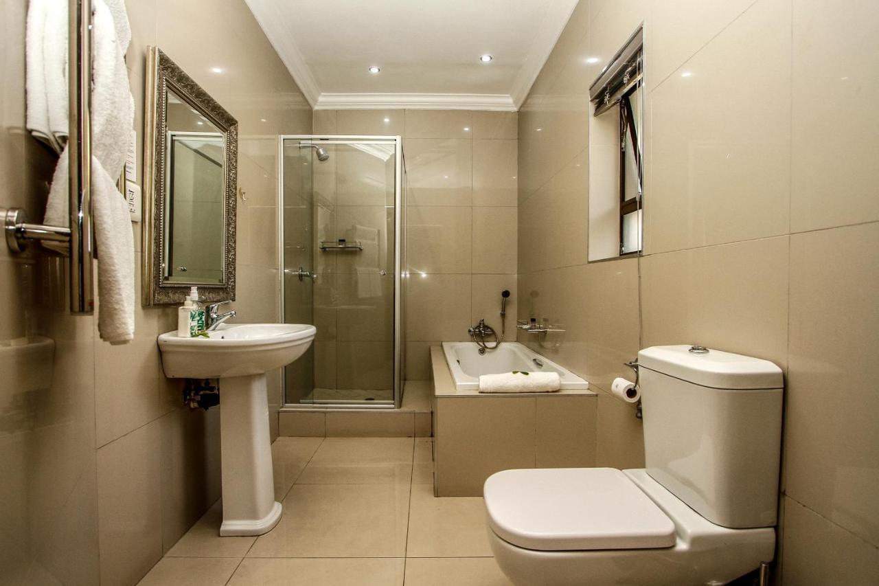 Sanchia Luxury Guest House Durban Exterior photo
